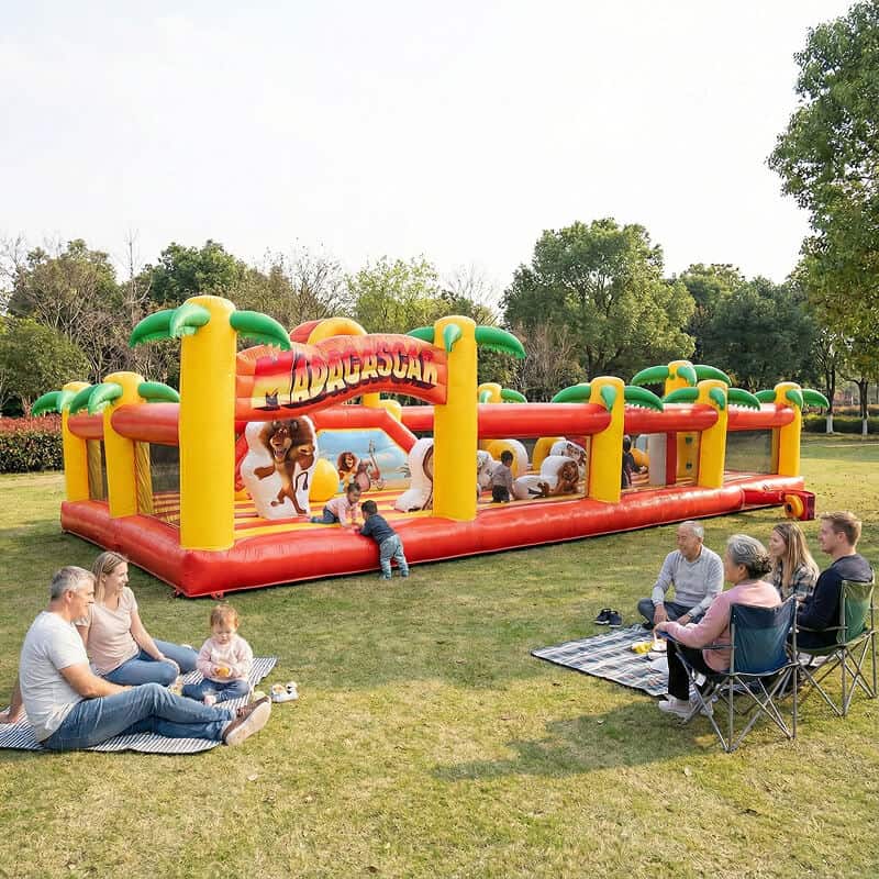 inflatable-play-pen-madagascar